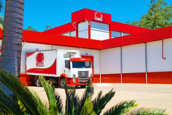 Frigorífico Gassen investe em nova planta